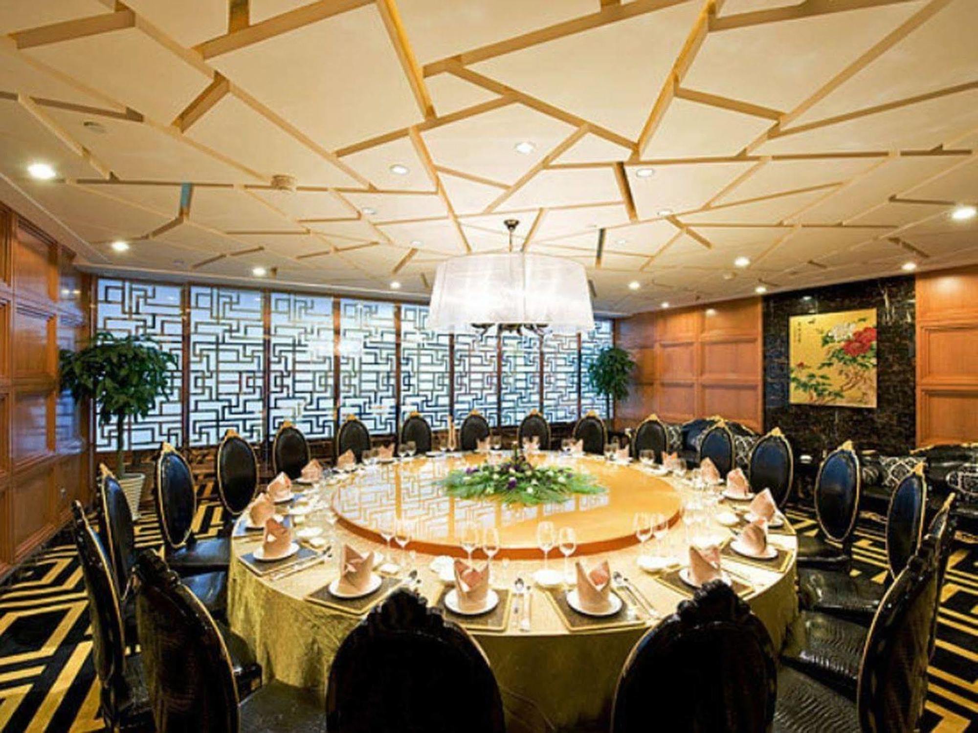 Golden Eagle Summit Hotel Downtown Nanjing  Exterior foto