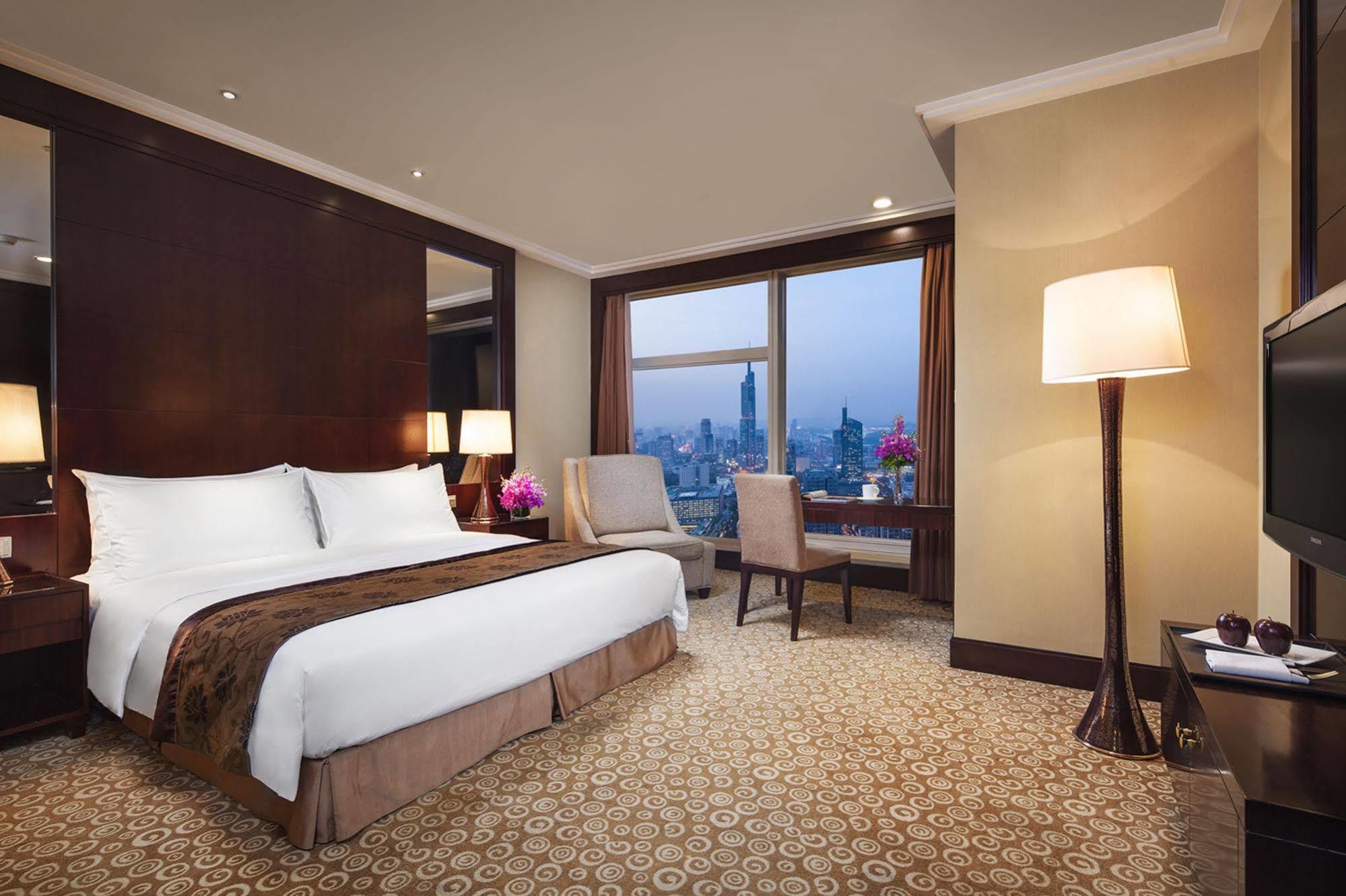 Golden Eagle Summit Hotel Downtown Nanjing  Exterior foto