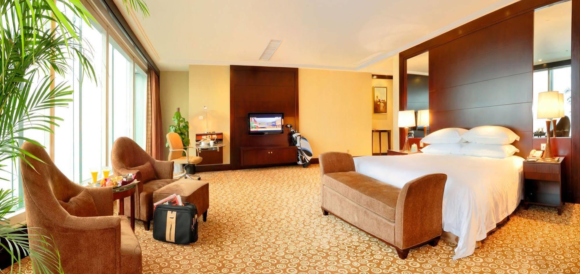 Golden Eagle Summit Hotel Downtown Nanjing  Exterior foto