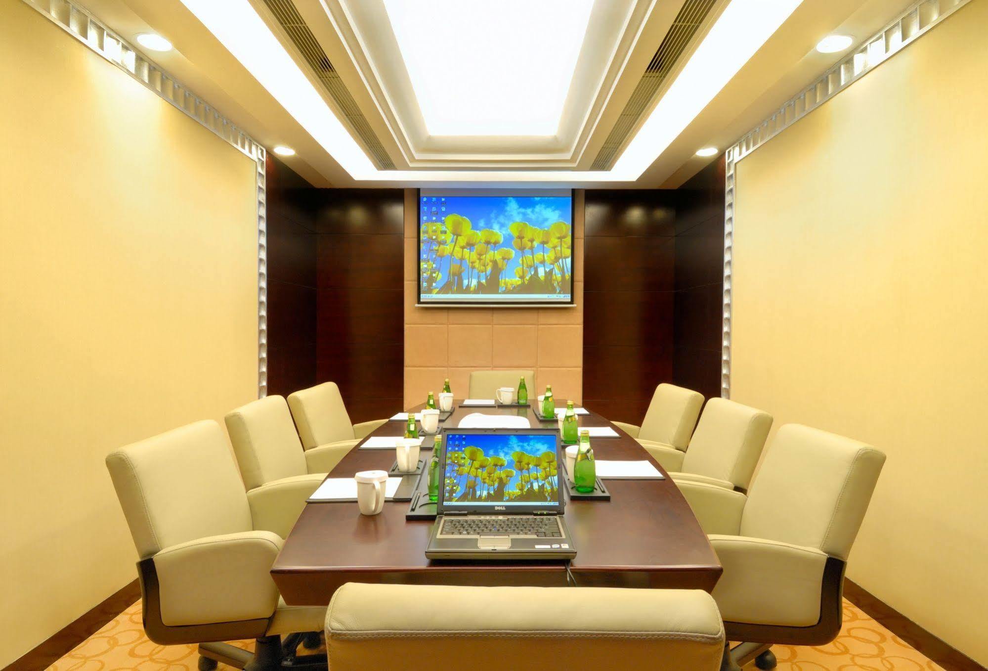 Golden Eagle Summit Hotel Downtown Nanjing  Exterior foto