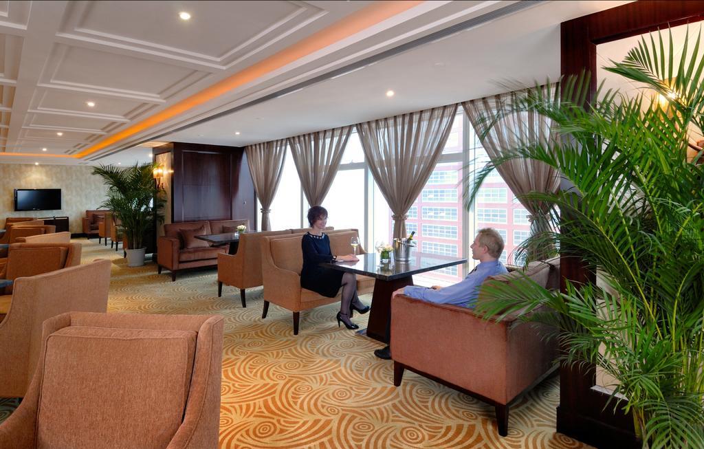 Golden Eagle Summit Hotel Downtown Nanjing  Exterior foto
